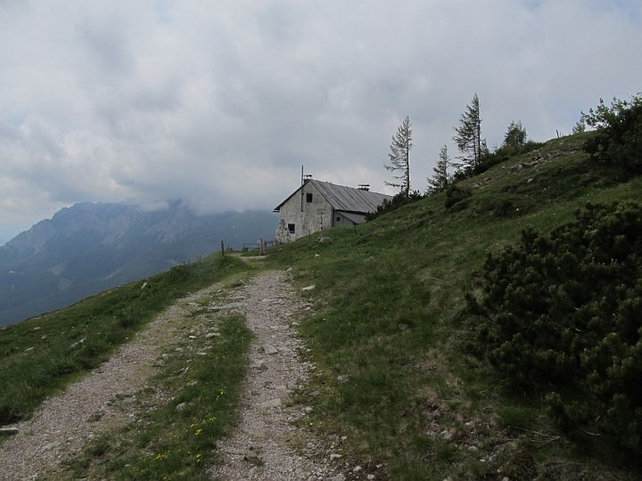 IMG_1432.JPG - Vorbei an der Leobnerhütte.