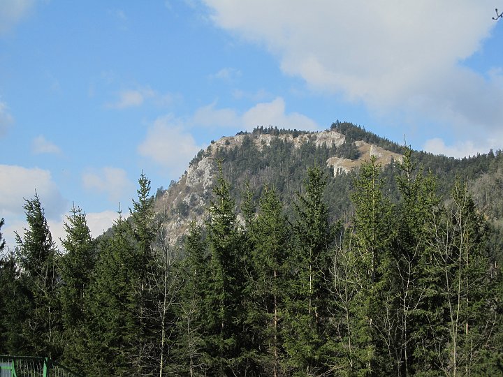 IMG_0002.JPG - Hier das heutige Ziel, das Geländ- 1023m